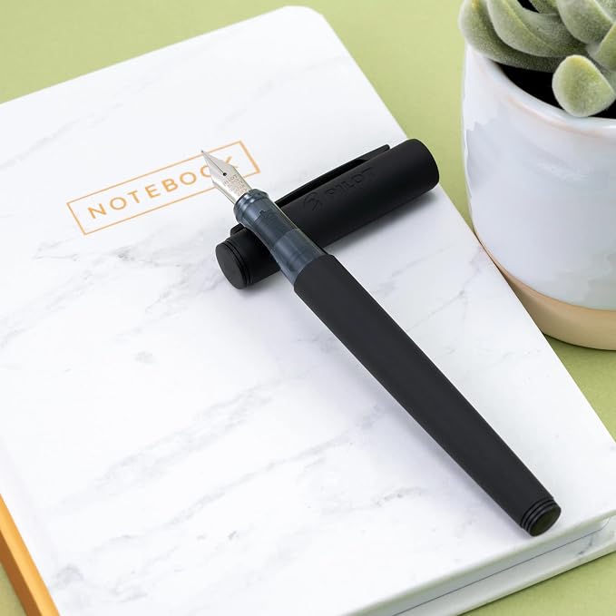 PILOT Explorer Lightweight Fountain Pen in Gift Box; Black Barrel, Medium Nib (16906)