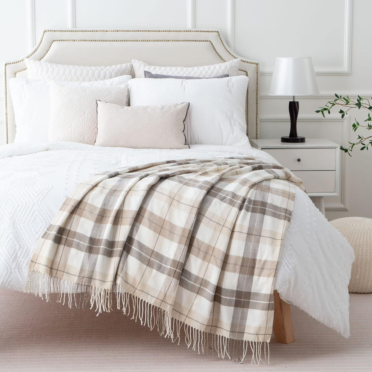 Fall Plaid Throw Blanket for Couch, Farmhouse Checkered Decor Throw, Lightweight Beige Throw Blankets for Bed Sofa Neutral Fall Decor, 50"X60"
